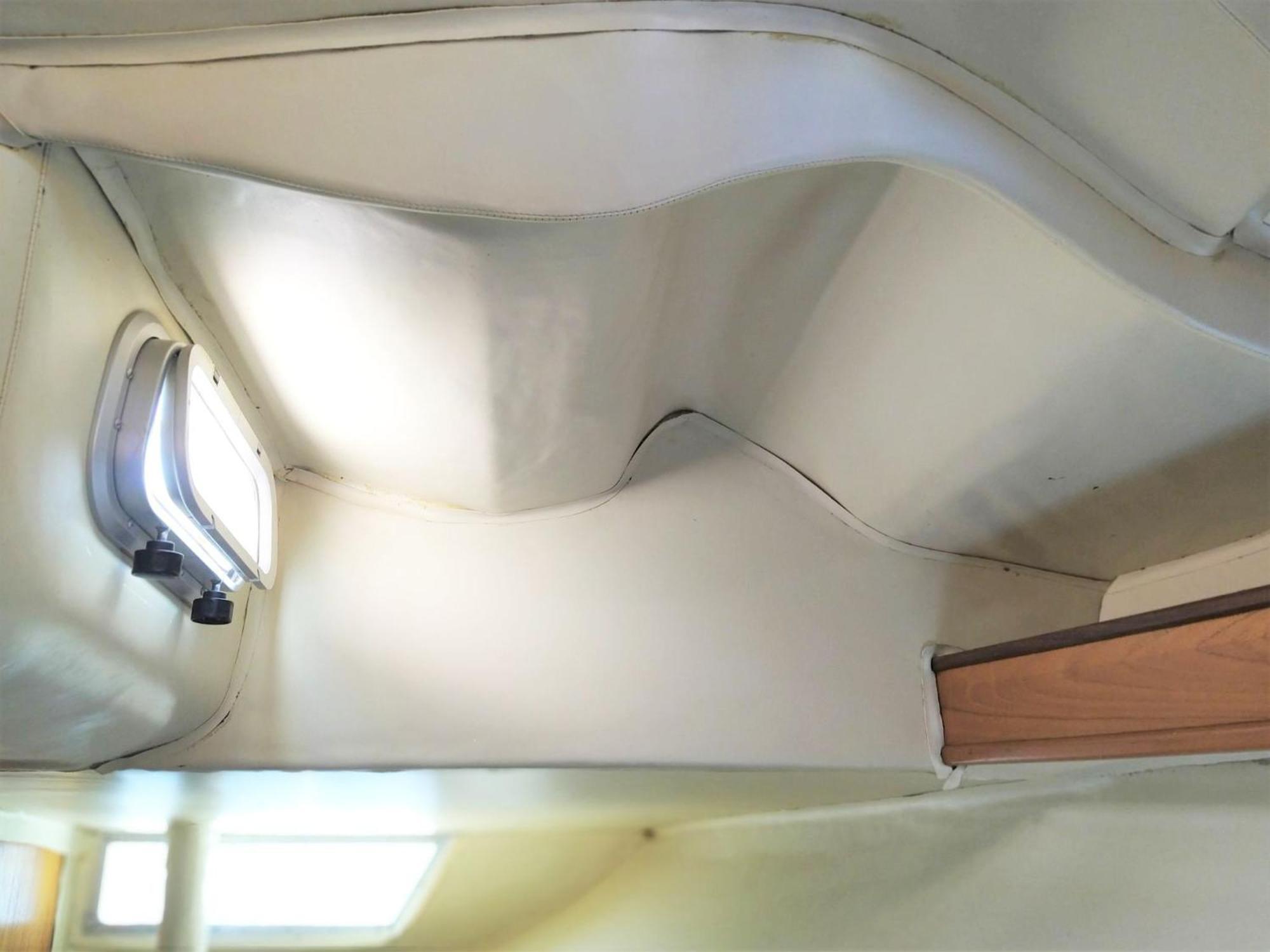 Be Local - Sleep Aboard The Santa Maria Sailing Boat In Lisbon Apartment ภายนอก รูปภาพ