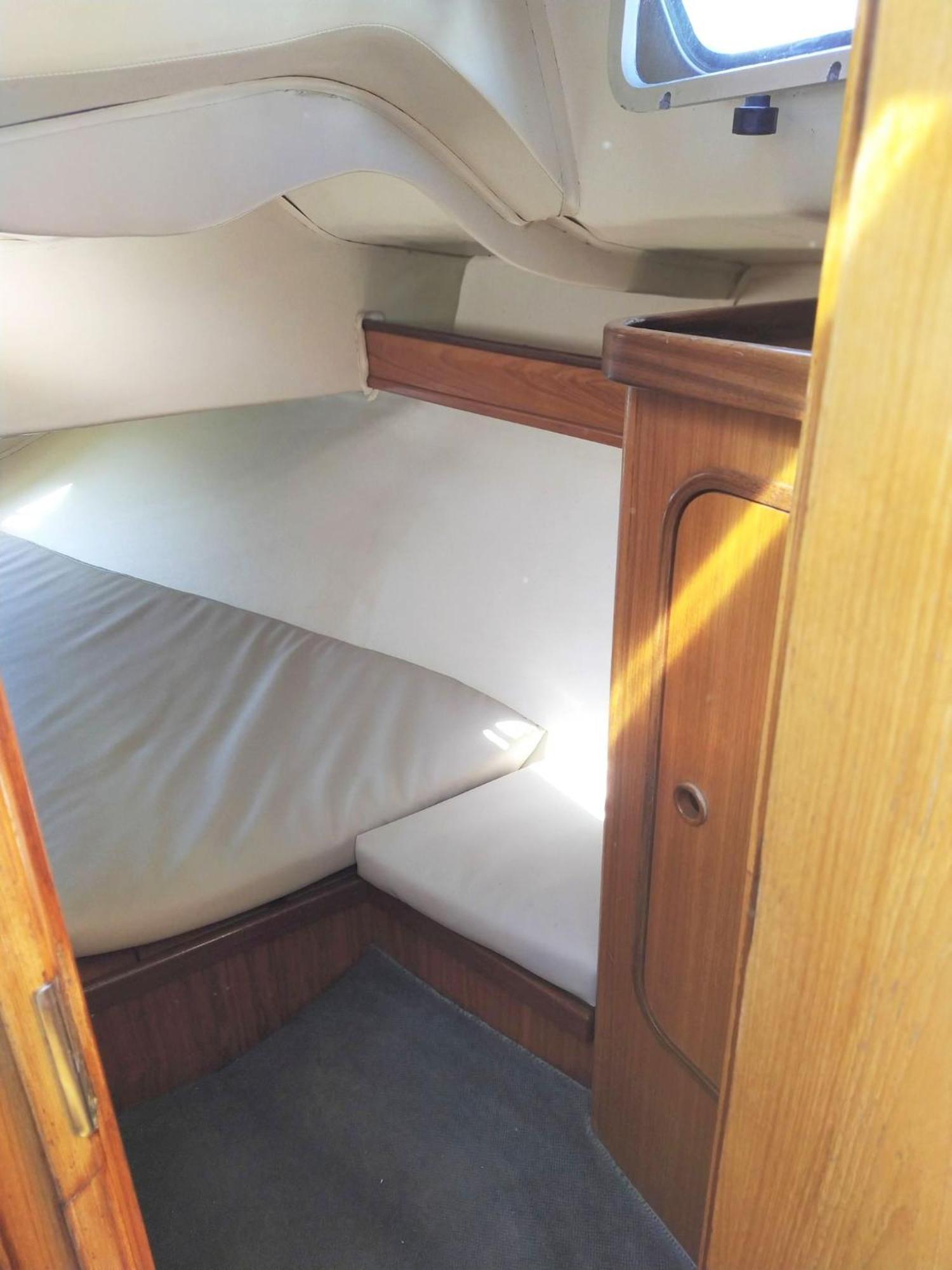 Be Local - Sleep Aboard The Santa Maria Sailing Boat In Lisbon Apartment ภายนอก รูปภาพ